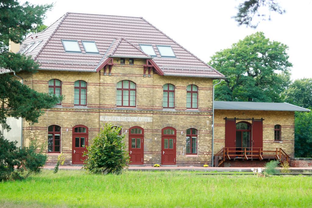 Ferienwohnungen Bahnhof Werder Ютербоґ Номер фото